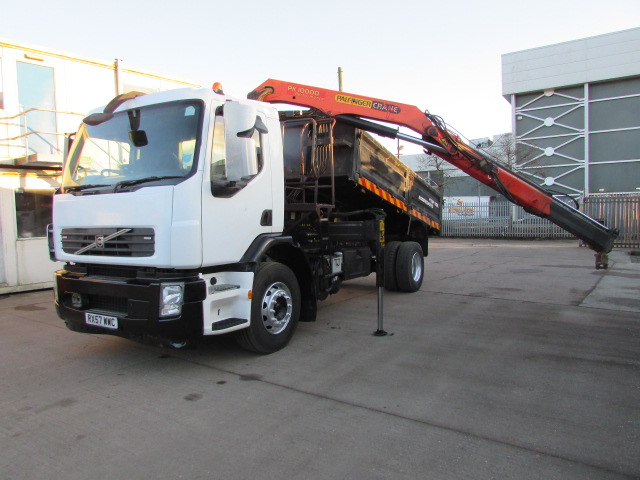 Vehicle Photo 16