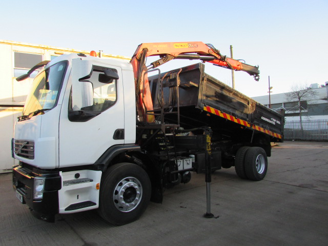 Vehicle Photo 18