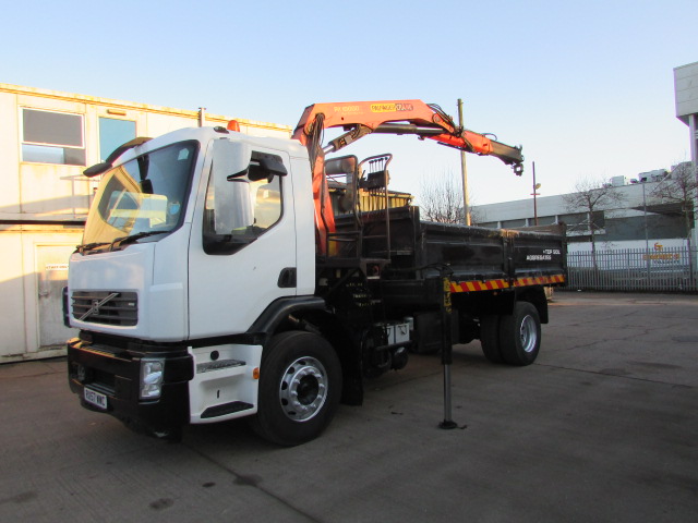 Vehicle Photo 19