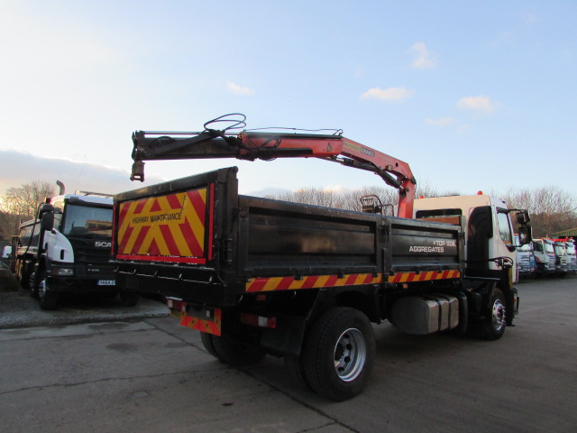 Vehicle Photo 26