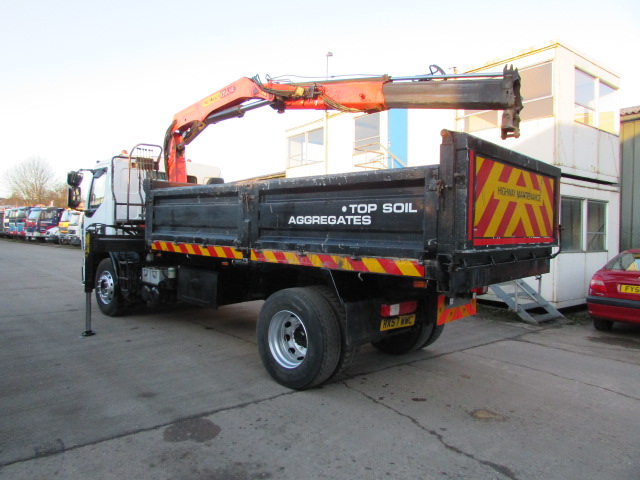 Vehicle Photo 27