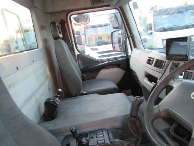 Vehicle Photo 28