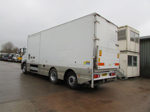Vehicle Photo 14