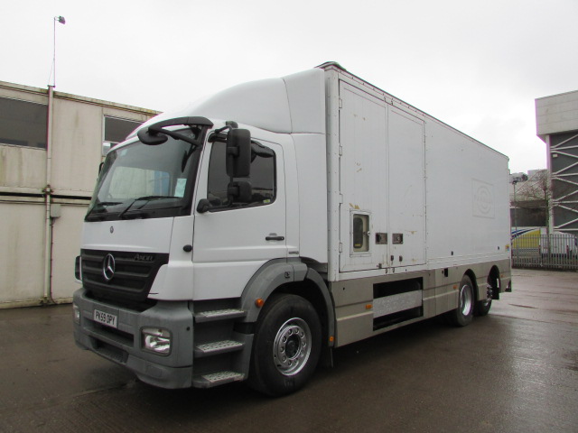Vehicle Photo 4