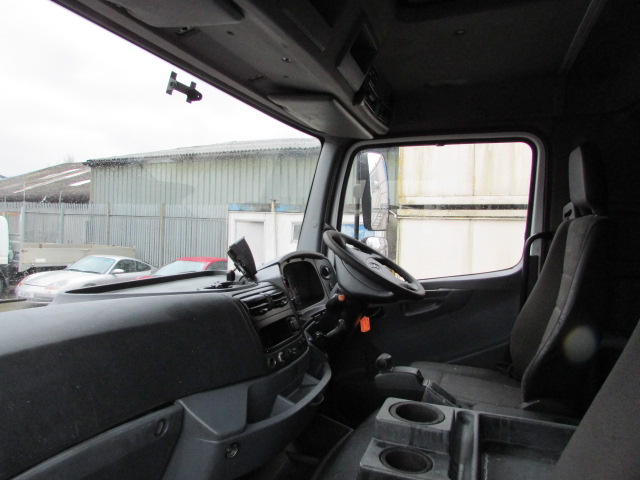 Vehicle Photo 13