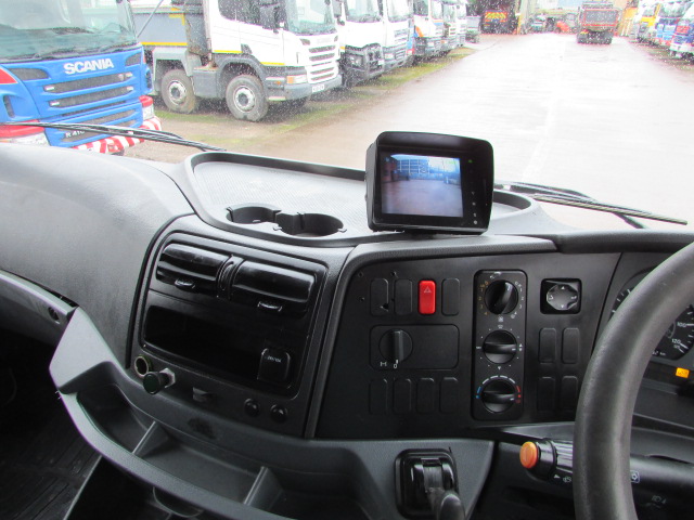 Vehicle Photo 14
