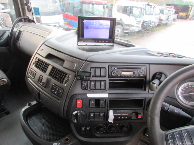Vehicle Photo 13