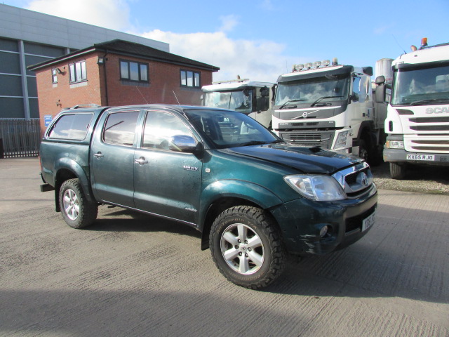 TOYOTA HILUX INVINCIBLE D-4D 2011 4x4 PICKUP. (YG61 RGX) S/N: 4043
