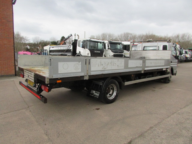 Vehicle Photo 3
