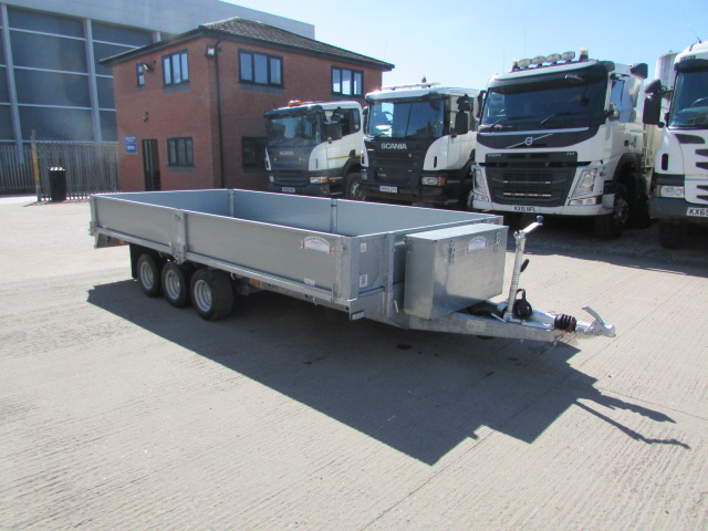 GRAHAM EDWARDS FB3514T TRIAXLE GENERAL PURPOSE/TRANSPORTER TRAILER.