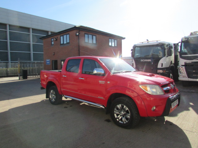 TOYOTA HILUX D4-D INVINCIBLE 2007 4x4 PICKUP (PE07 EOT) S/N: 4057