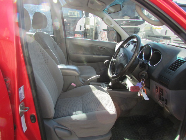 Vehicle Photo 8