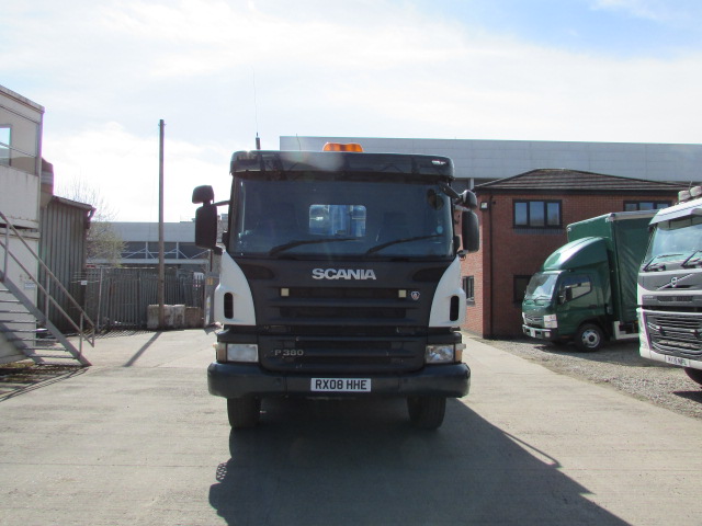 Vehicle Photo 2