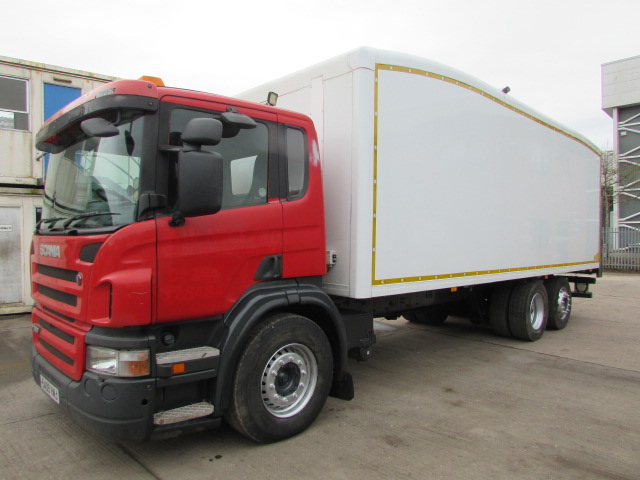 Vehicle Photo 13