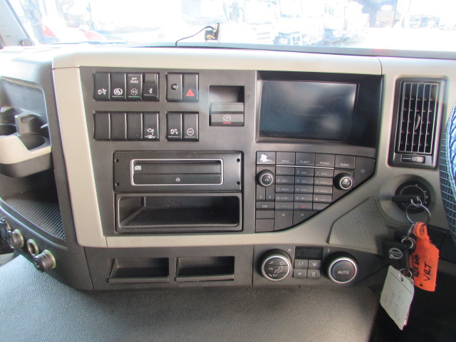 Vehicle Photo 15