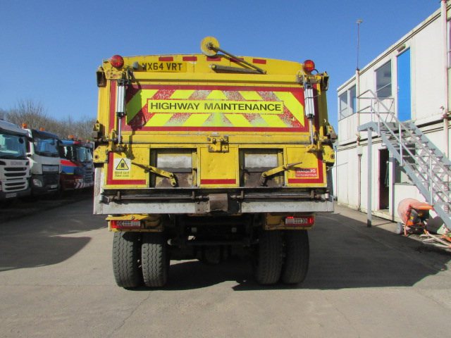 Vehicle Photo 5