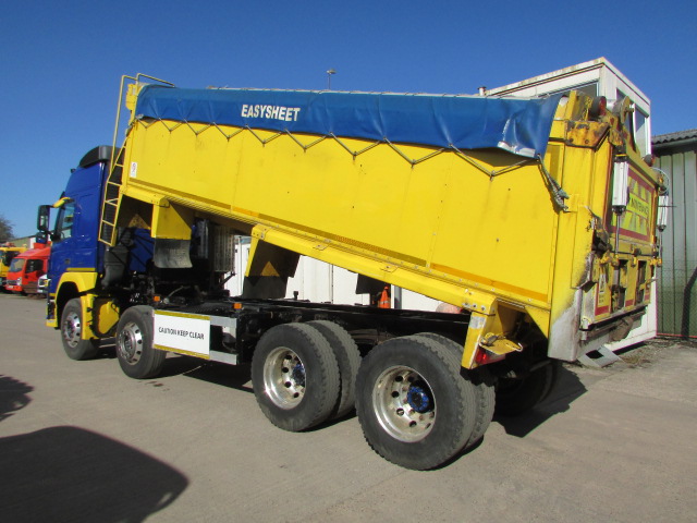 Vehicle Photo 11