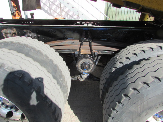 Vehicle Photo 12