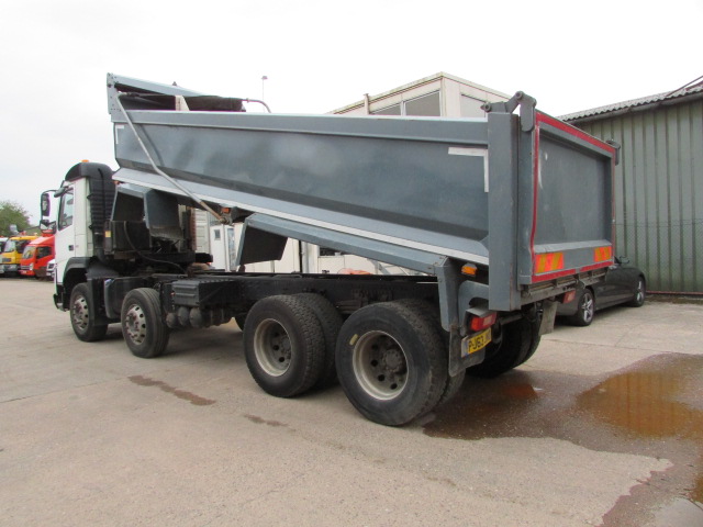 Vehicle Photo 16