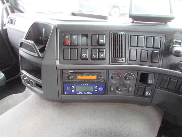Vehicle Photo 21
