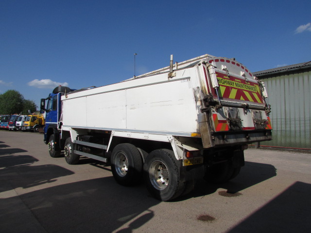Vehicle Photo 3