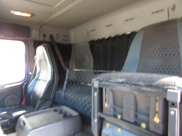 Vehicle Photo 13