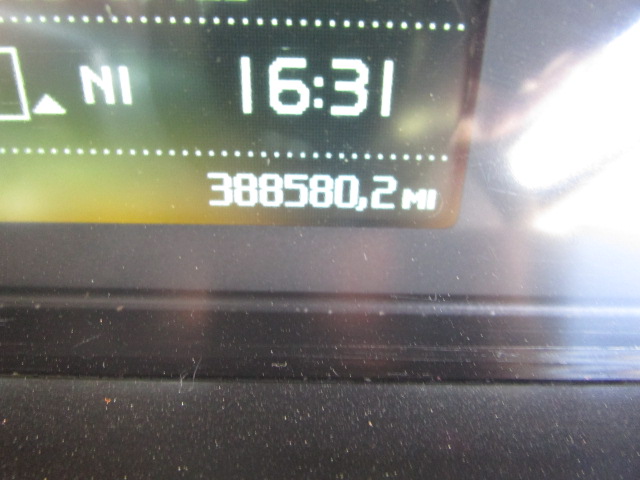 Vehicle Photo 23