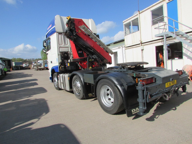 Vehicle Photo 8