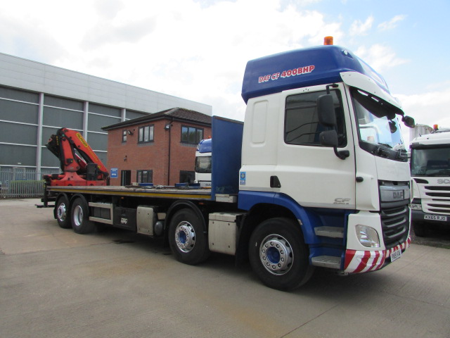 DAF CF400 2015 8x2 FLATBED WITH CRANE. (PN15 HTA) S/N:4059