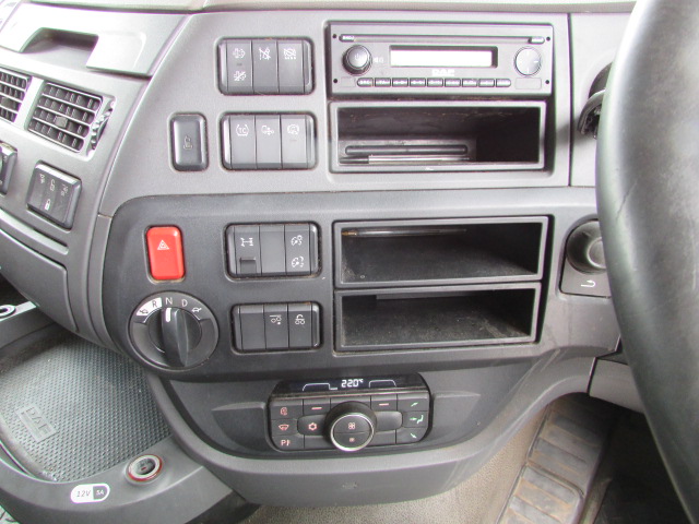 Vehicle Photo 16