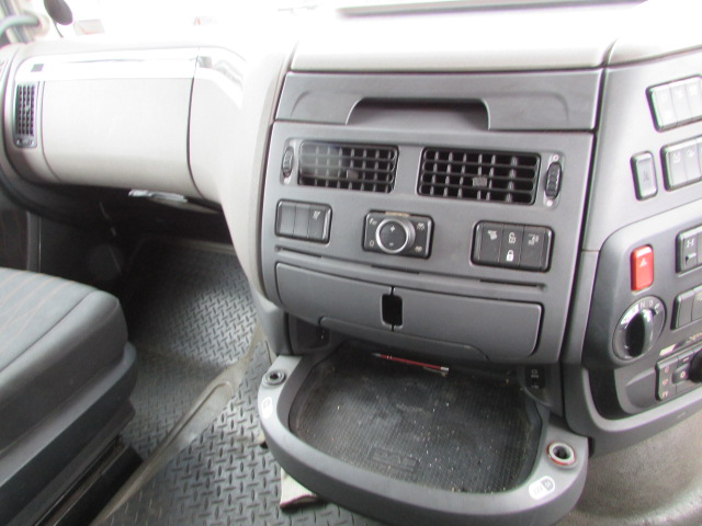 Vehicle Photo 15