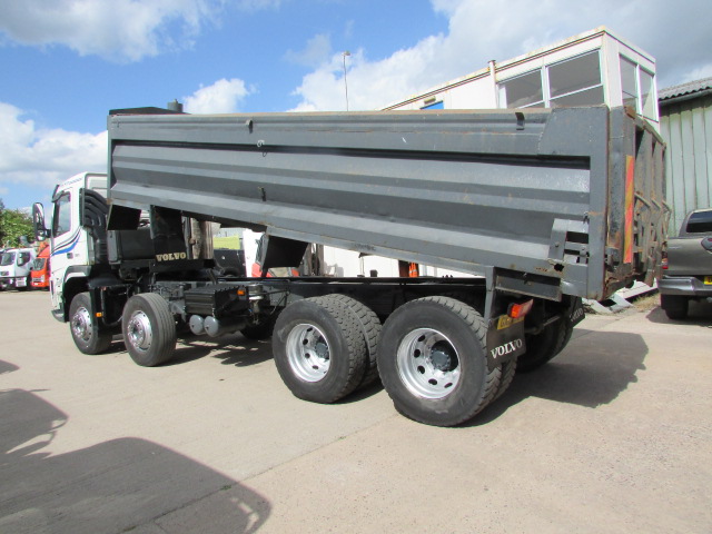 Vehicle Photo 8