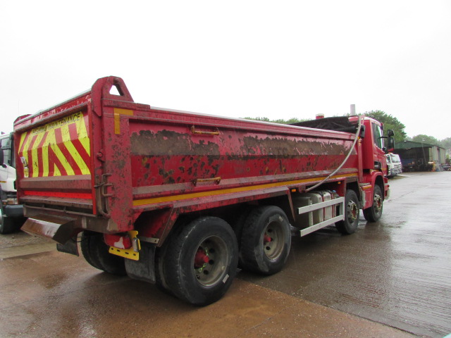 Vehicle Photo 2