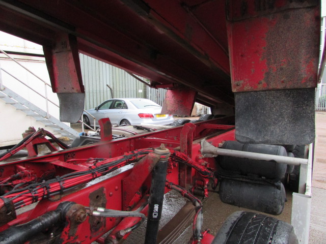 Vehicle Photo 11