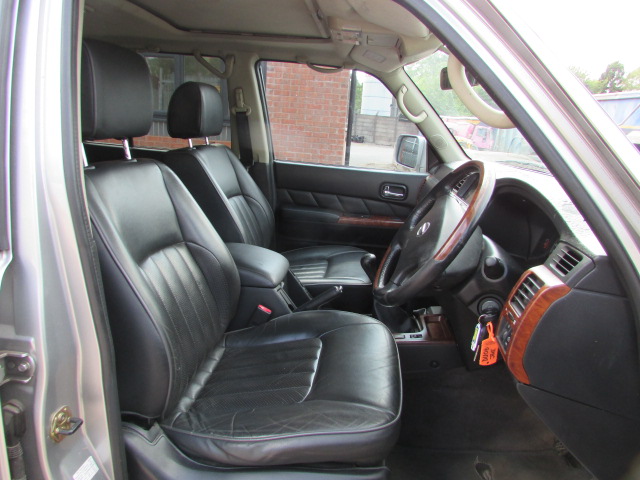 Vehicle Photo 5