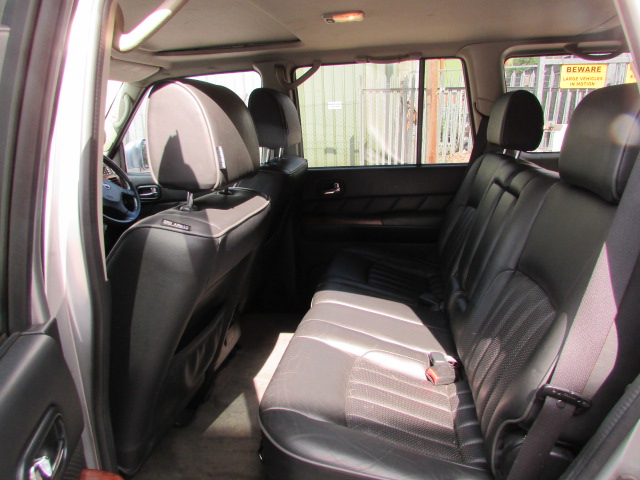 Vehicle Photo 11