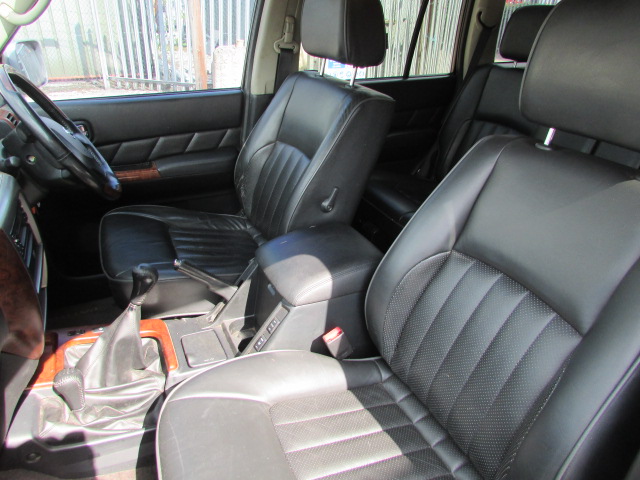 Vehicle Photo 14