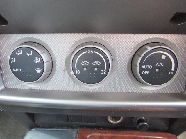 Vehicle Photo 18