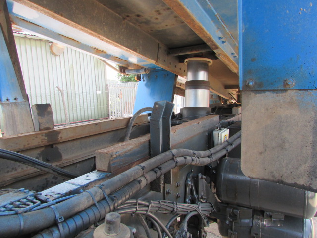 Vehicle Photo 16