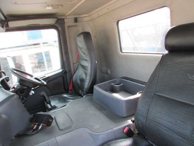 Vehicle Photo 26