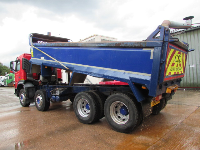 Vehicle Photo 12