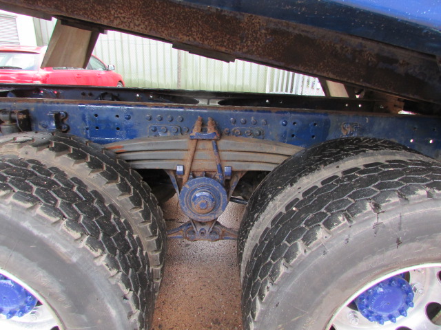 Vehicle Photo 13