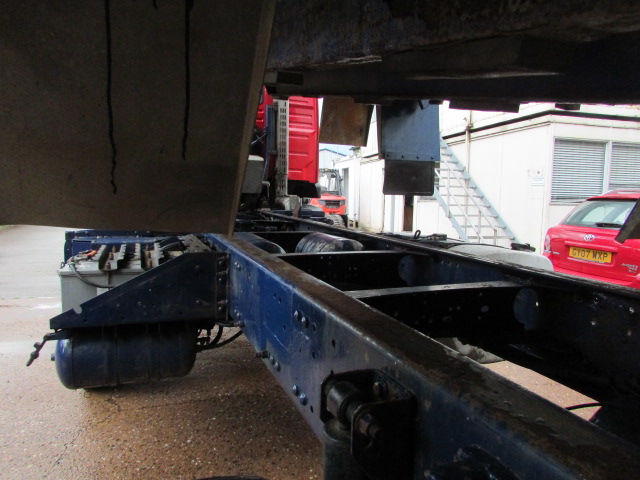 Vehicle Photo 14