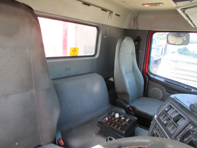 Vehicle Photo 13