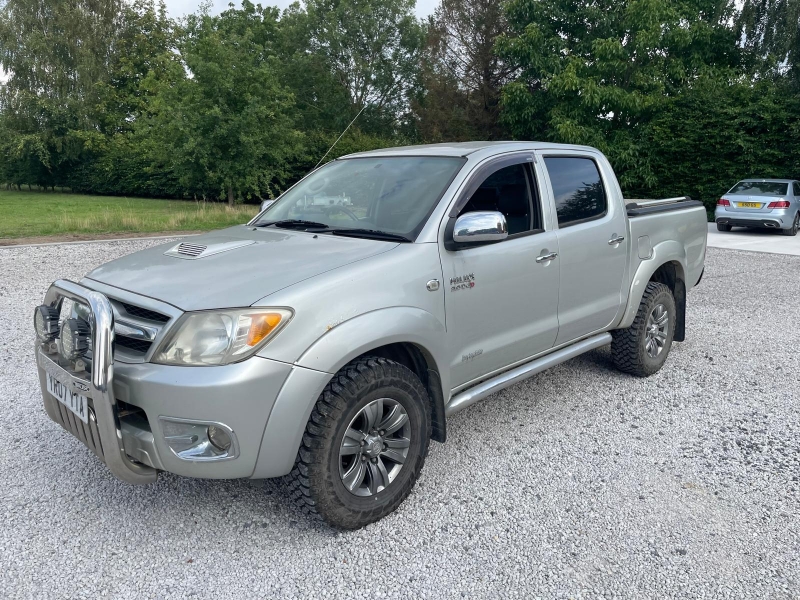 Vehicle Photo 6
