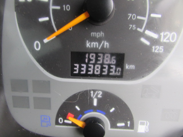 Vehicle Photo 11