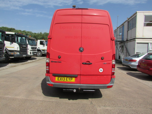 Vehicle Photo 15