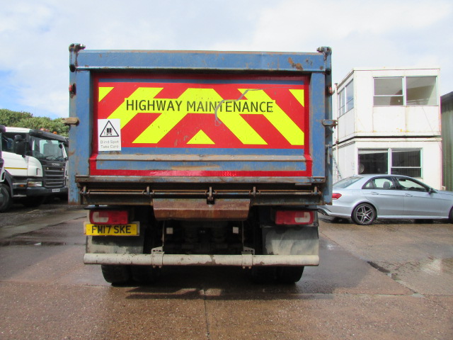 Vehicle Photo 4