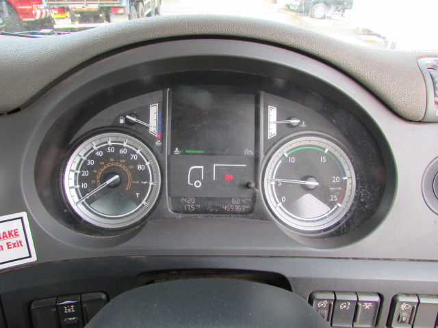 Vehicle Photo 7
