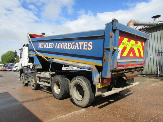 Vehicle Photo 16